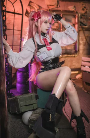 凛子酱《尤尼》主题写真：25张全套美图