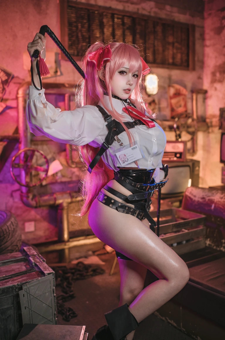 凛子酱《尤尼》主题写真：25张全套美图