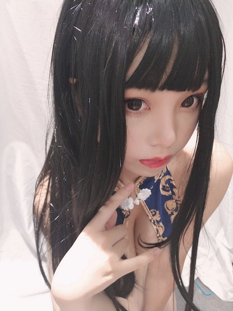 蜜汁猫裘《旗袍姐姐》主题写真：29张全套美图