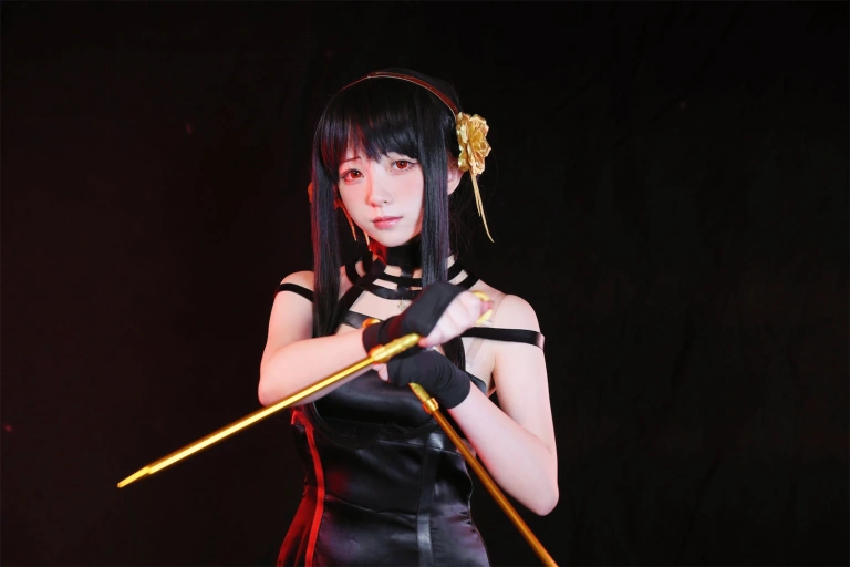 花铃《间谍过家家 约尔太太》主题写真：29张全套美图