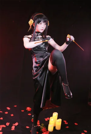 花铃《间谍过家家 约尔太太》主题写真：29张全套美图