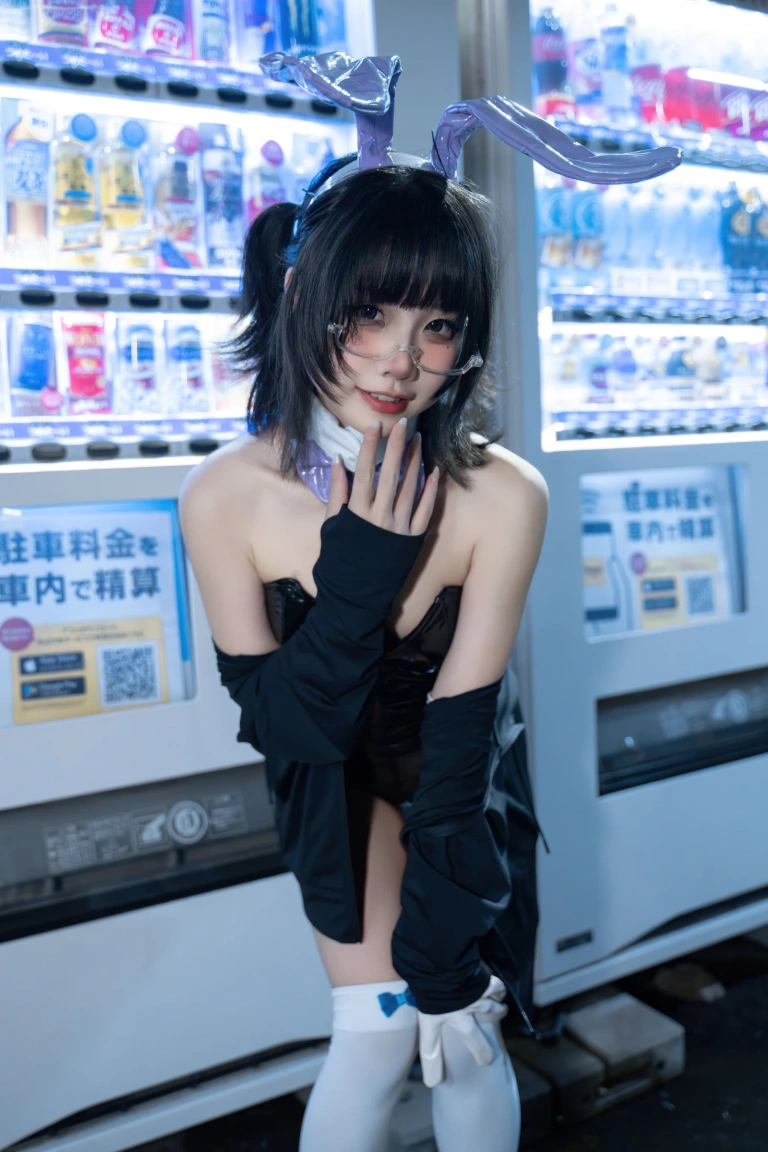 清水凪《东京夜兔贩卖机》主题写真：35张全套美图