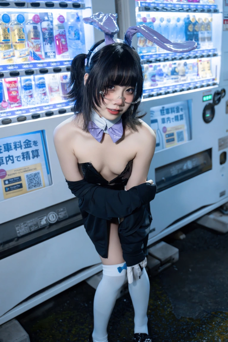 清水凪《东京夜兔贩卖机》主题写真：35张全套美图