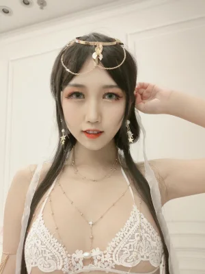 不呆猫《西域风情》主题写真：52张全套美图，含3个视频