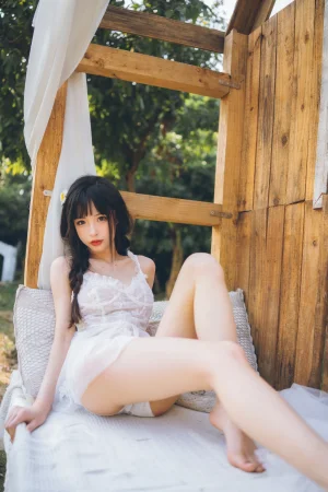 清水由乃《田园蕾丝裙》主题写真：65张全套美图