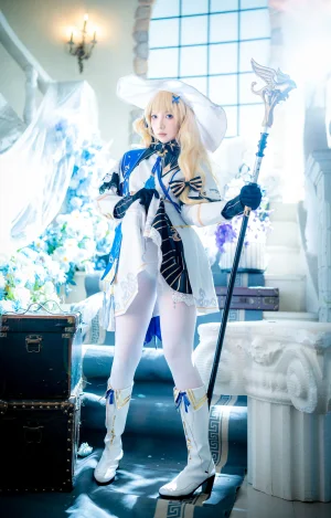 小和甜酒《鸣潮·菲比》主题写真：77张全套美图