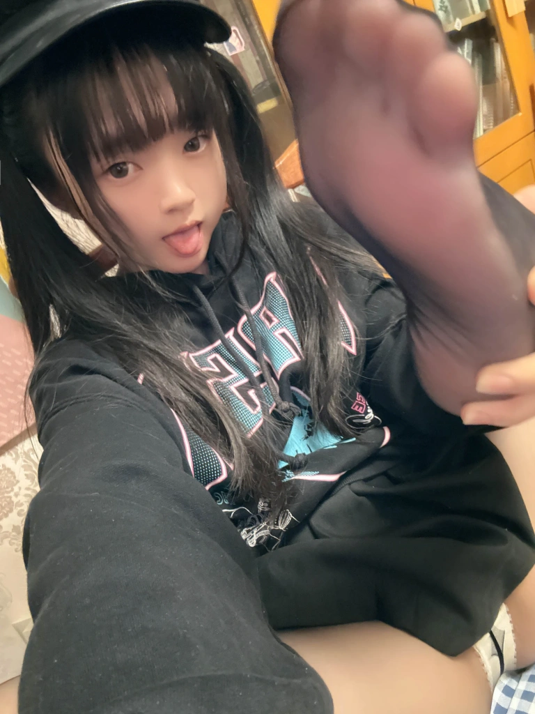 神沢永莉《别看大姐姐啦》主题写真：78张全套美图，含1个视频