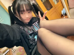 神沢永莉《别看大姐姐啦》主题写真：78张全套美图，含1个视频