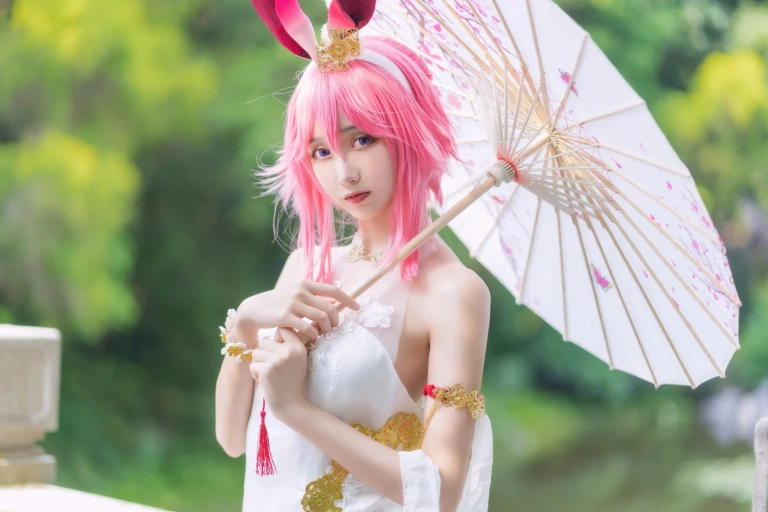 木棉棉《八重樱cos》主题写真：31张全套美图