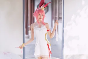 木棉棉《八重樱cos》主题写真：31张全套美图