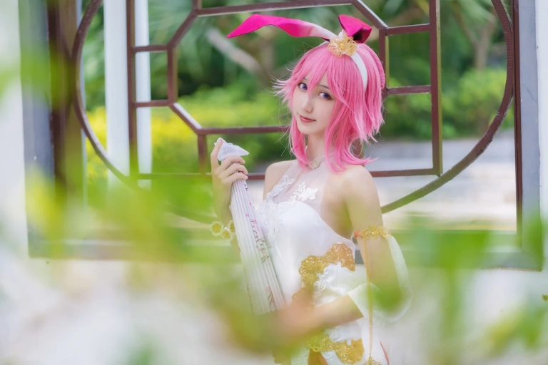 木棉棉《八重樱cos》主题写真：31张全套美图