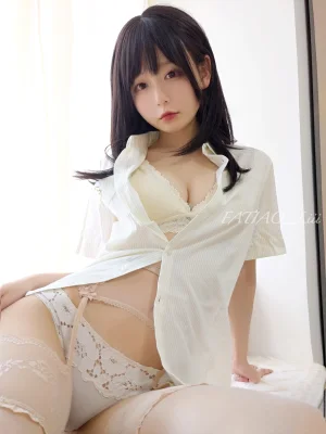 迷之呆梨《Fantia 2022年08月会员合集（9期）》主题写真：232张全套美图，含9个视频