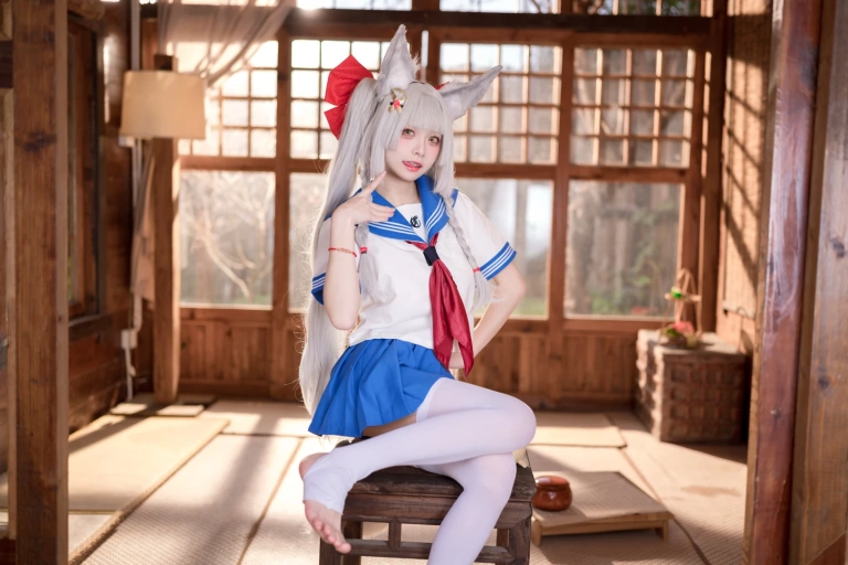 九柒喵《碧蓝航线-朝凪JK》主题写真：37张全套美图