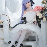 面饼仙儿《独角兽婚纱》主题写真：14张全套美图