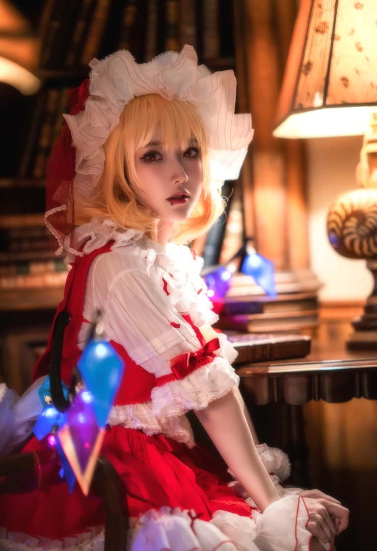 阿包也是兔娘《芙兰朵露》主题写真：14张全套美图