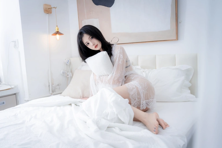 桃良阿宅《唤醒1.0》主题写真：40张全套美图