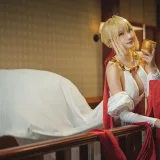 瓜希酱《尼禄英灵正装》主题写真：20张全套美图