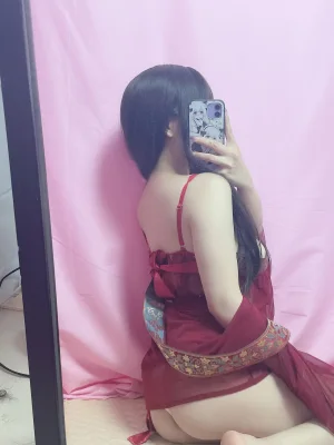 末夜《祸国妖妃》主题写真：22张全套美图，含5个视频