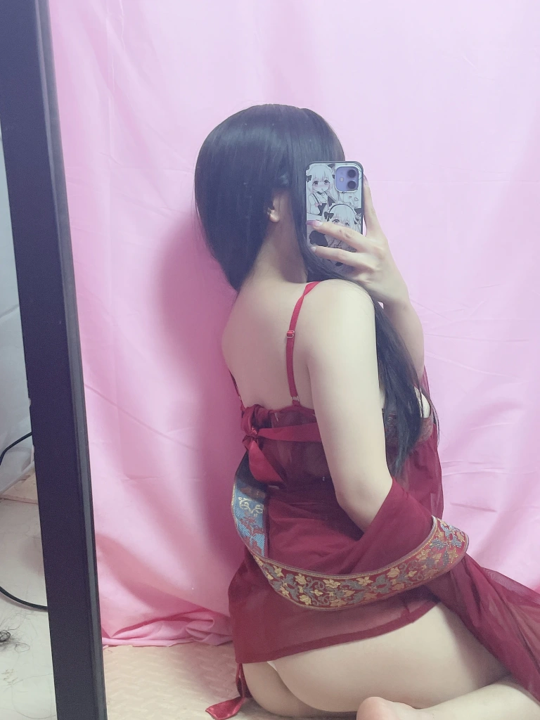 末夜《祸国妖妃》主题写真：22张全套美图，含5个视频