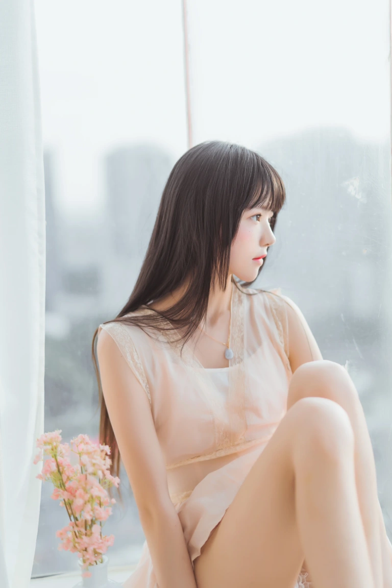 桜桃喵《喵呀》主题写真：30张全套美图