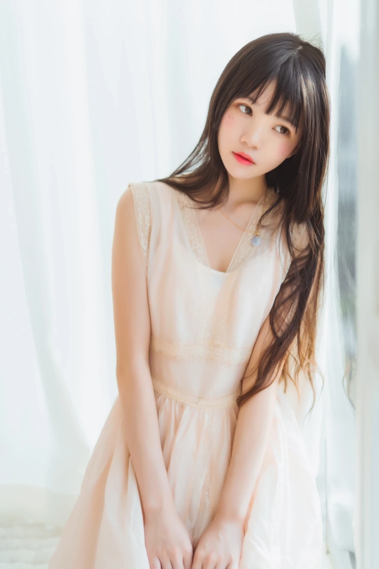 桜桃喵《喵呀》主题写真：30张全套美图