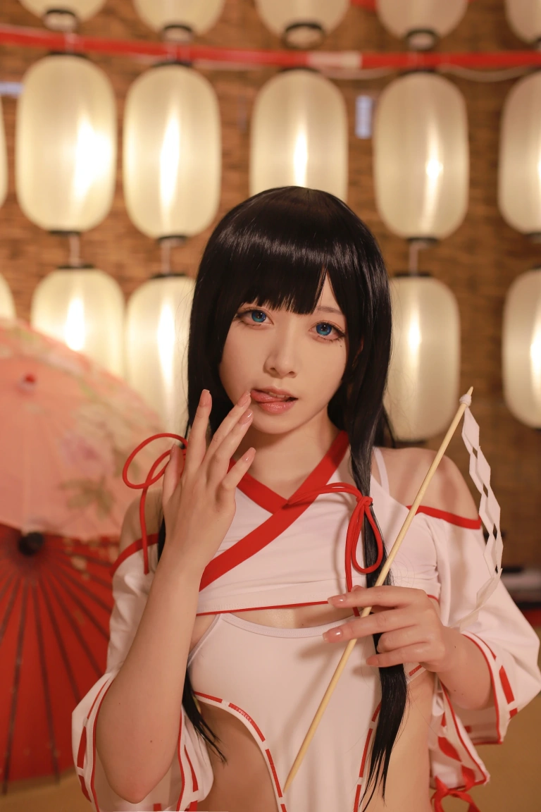 朝霧愛《神社巫女》主题写真：31张全套美图
