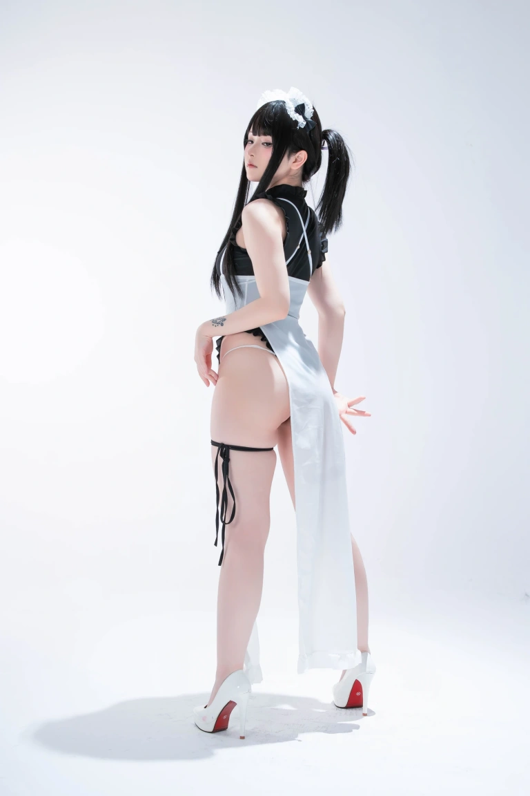 屿鱼《拉伸教学》主题写真：48张全套美图