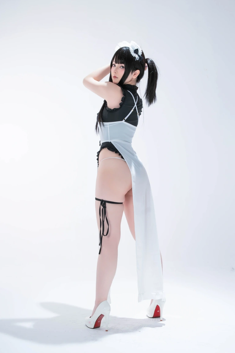 屿鱼《拉伸教学》主题写真：48张全套美图