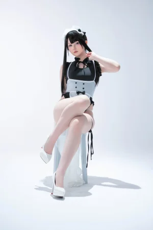 屿鱼《拉伸教学》主题写真：48张全套美图