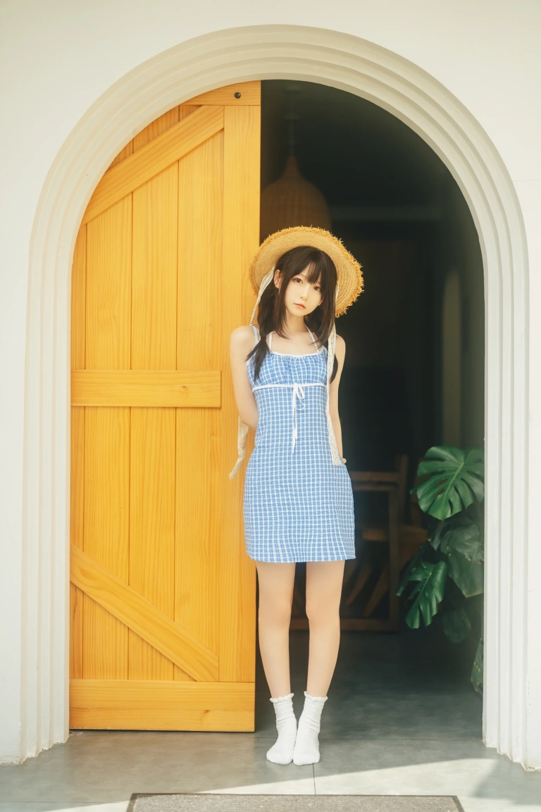 迷之呆梨《夏末》主题写真：69张全套美图