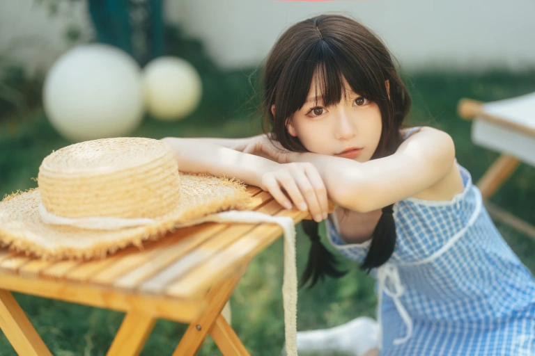 迷之呆梨《夏末》主题写真：69张全套美图