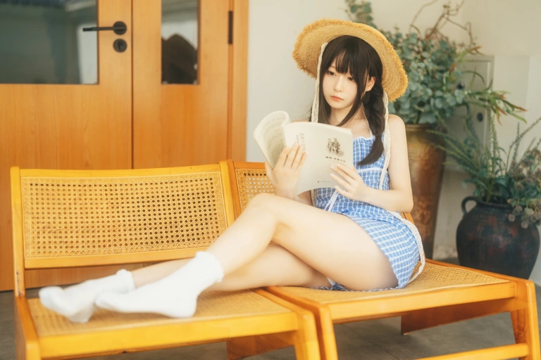 迷之呆梨《夏末》主题写真：69张全套美图