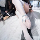 贞子蜜桃《怨仇》主题写真：78张全套美图，含1个视频