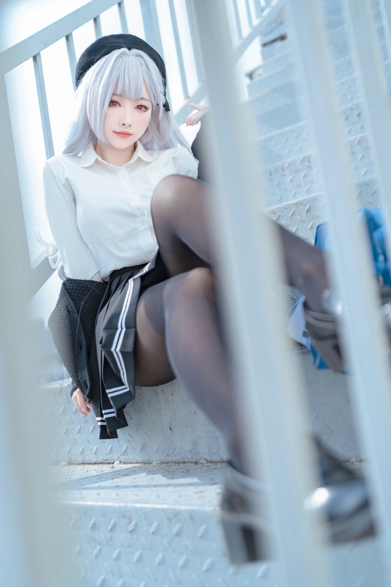宮本桜《碧蓝航线 斯库拉JK》主题写真：21张全套美图