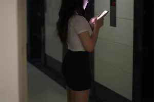 虎森森《下班后的OL》主题写真：69张全套美图