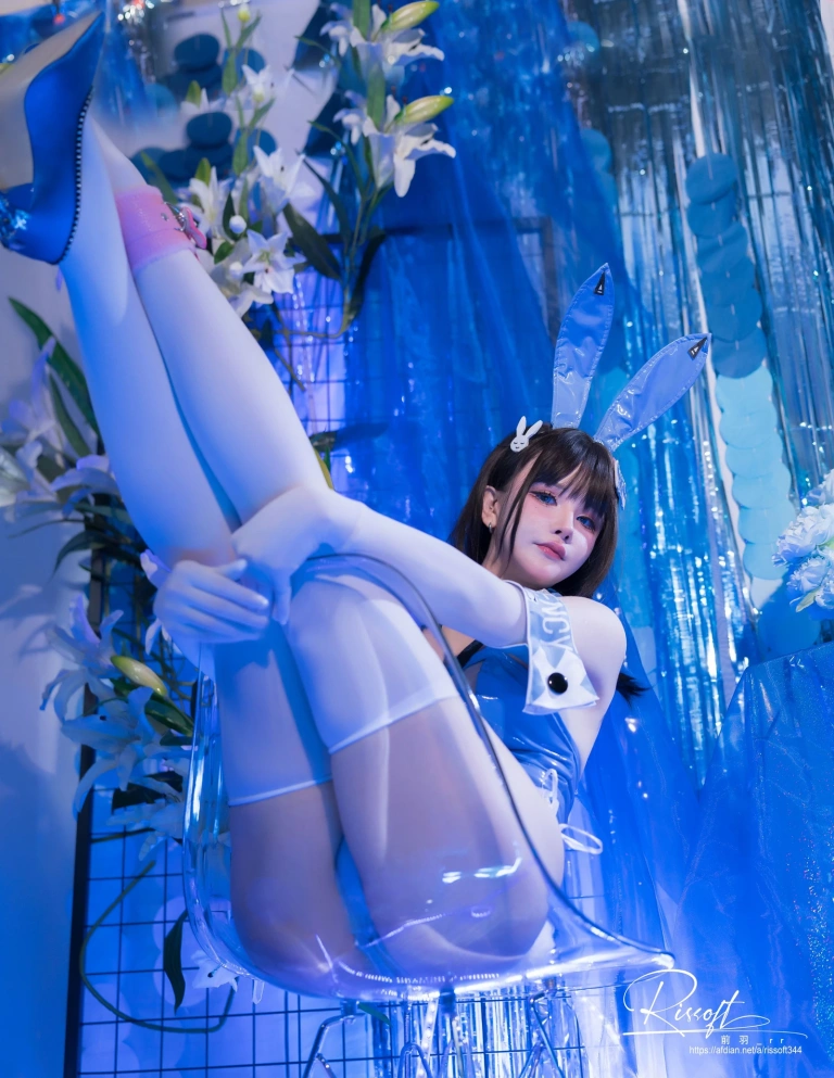 前羽《メアリー梅里 バニーガールver NIKKE》主题写真：58张全套美图，含4个视频