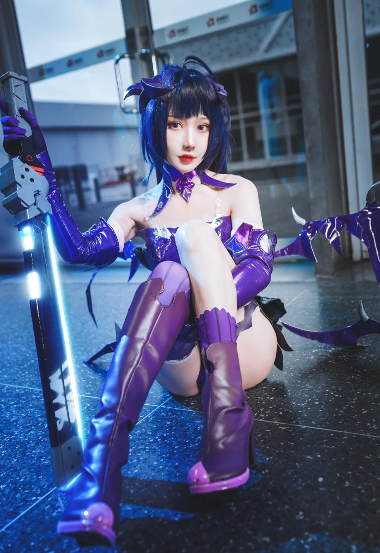阿包也是兔娘《魅魔芽衣恶魔》主题写真：11张全套美图