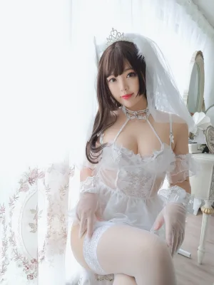 白烨《白天鹅自拍》主题写真：24张全套美图