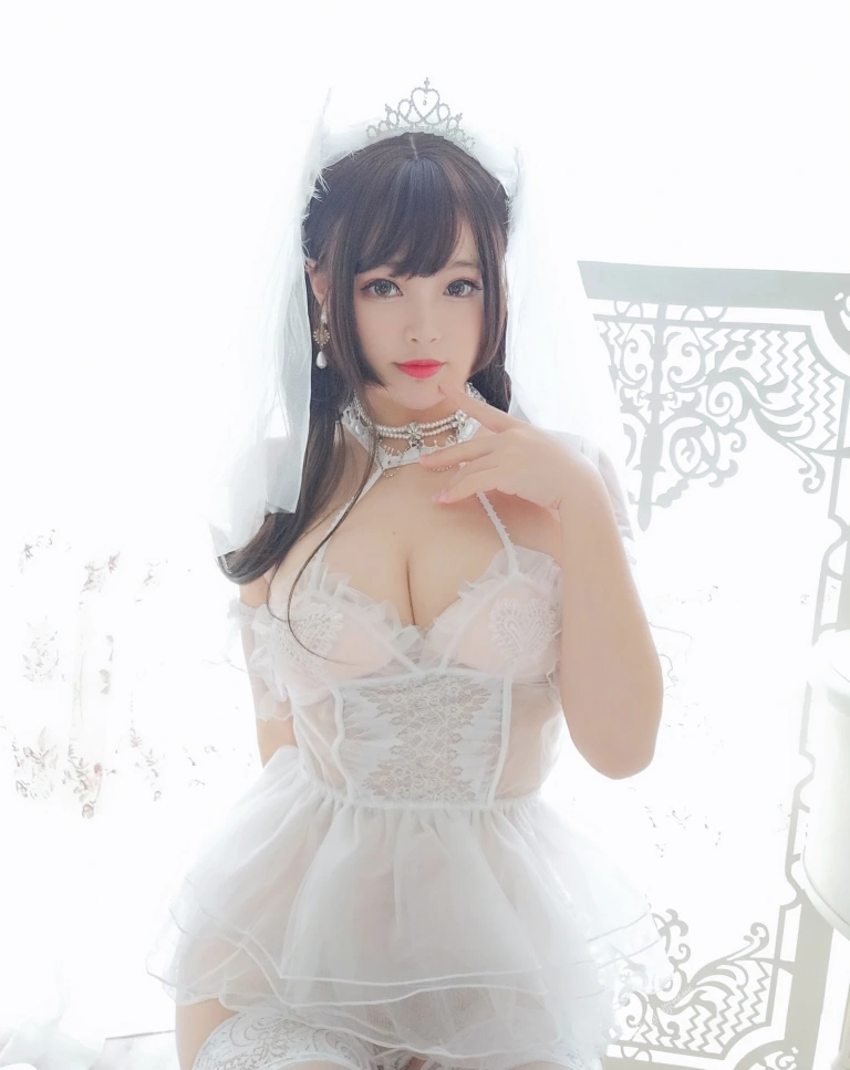 白烨《白天鹅自拍》主题写真：24张全套美图