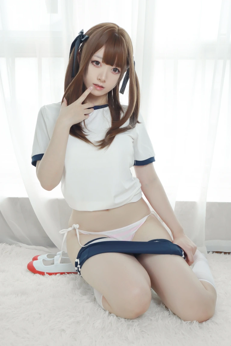朝霧愛《体操服》主题写真：27张全套美图