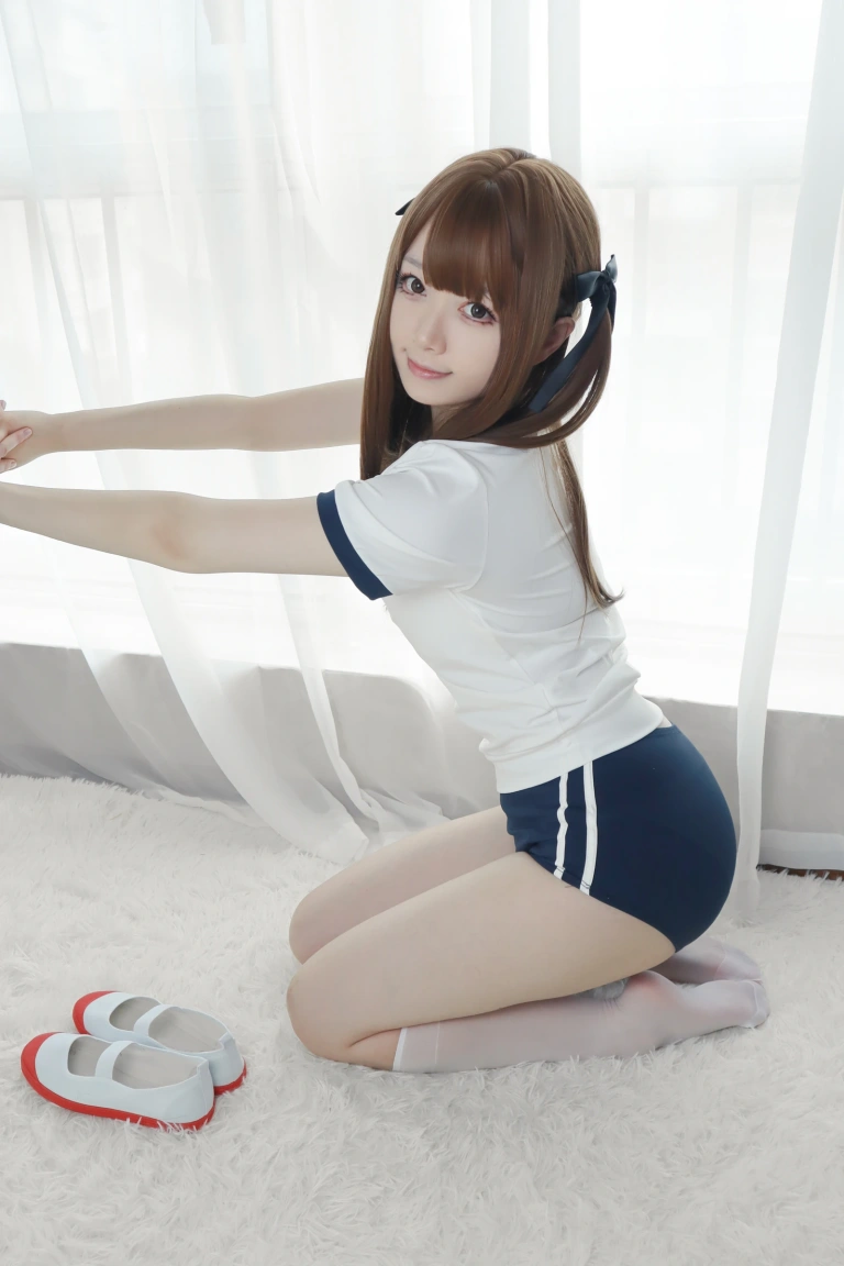 朝霧愛《体操服》主题写真：27张全套美图
