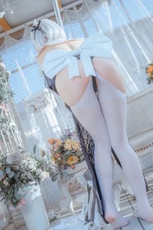 桃良阿宅《女仆2B》主题写真：40张全套美图