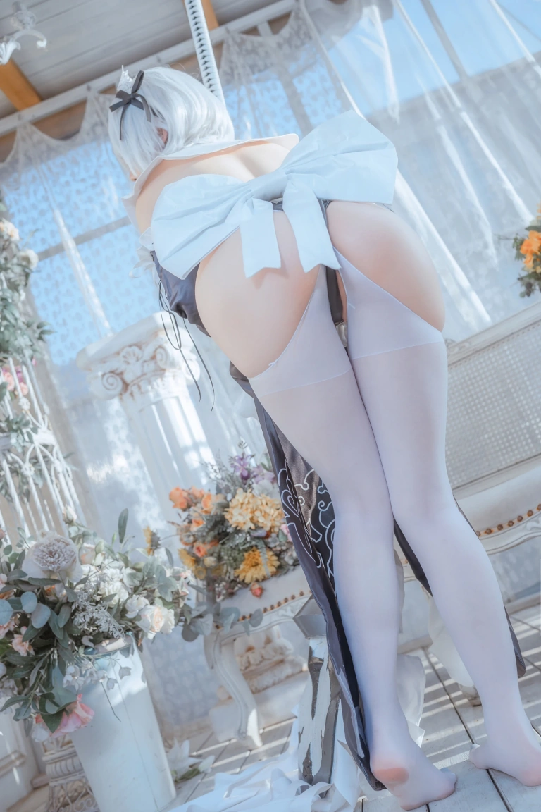 桃良阿宅《女仆2B》主题写真：40张全套美图