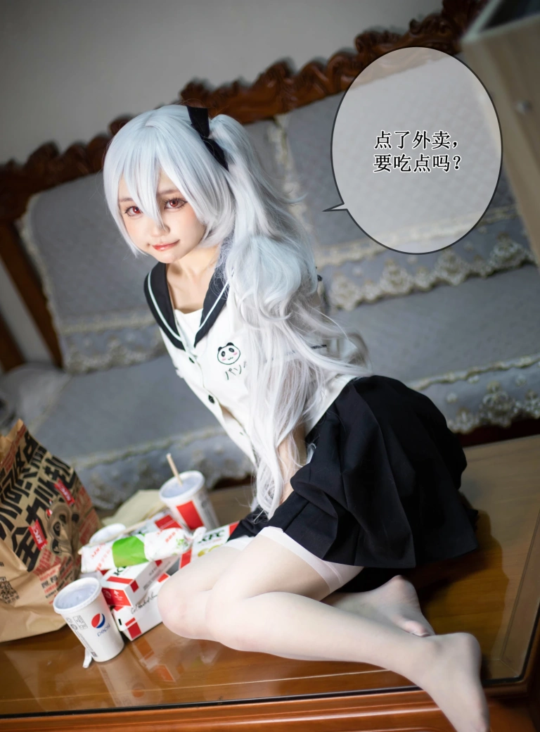 神沢永莉《疯狂星期四》主题写真：47张全套美图