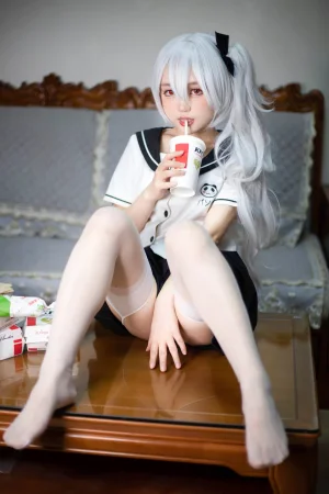 神沢永莉《疯狂星期四》主题写真：47张全套美图