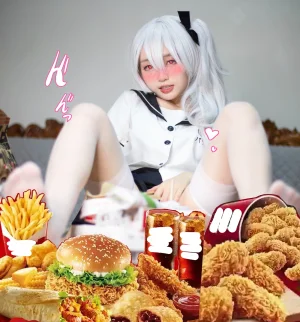 神沢永莉《疯狂星期四》主题写真：47张全套美图
