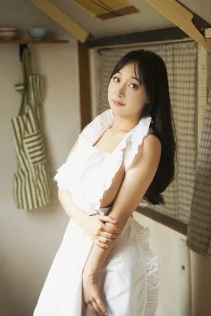 浅安安《青涩的风味》主题写真：70张全套美图