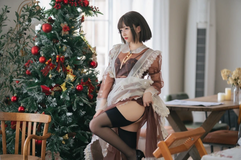 花铃《透明女仆》主题写真：89张全套美图