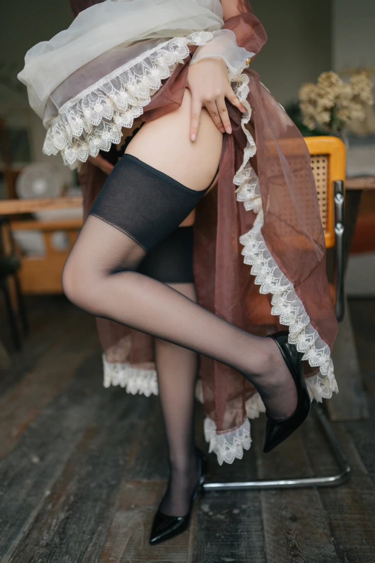 花铃《透明女仆》主题写真：89张全套美图