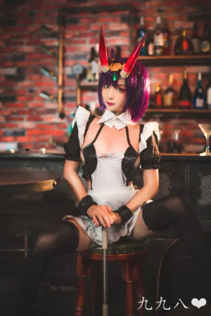 九九八《FGO 酒吞童子女仆》主题写真：70张全套美图